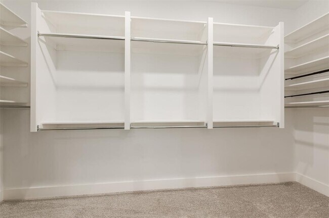 Building Photo - 3217 Pinnacle Peak Dr