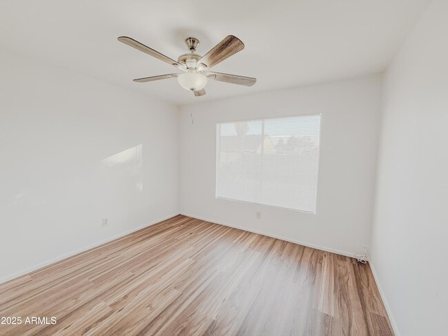 Building Photo - 7027 W Cherry Hills Dr