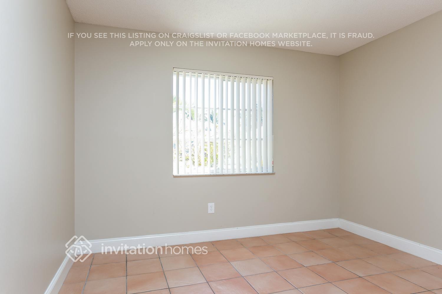 Building Photo - 15927 SW 82nd St
