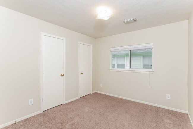 Building Photo - 2415 Amber Wheat Ct