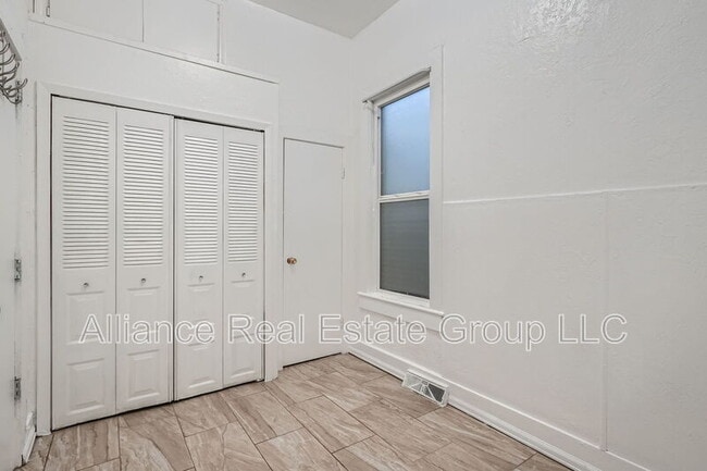 Building Photo - 2827 California St