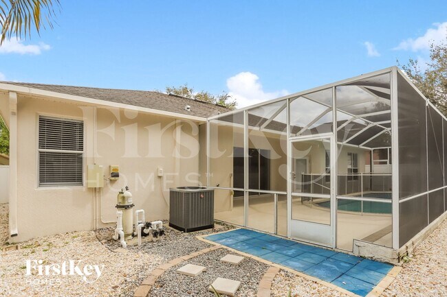 Building Photo - 10909 Wildcat Dr