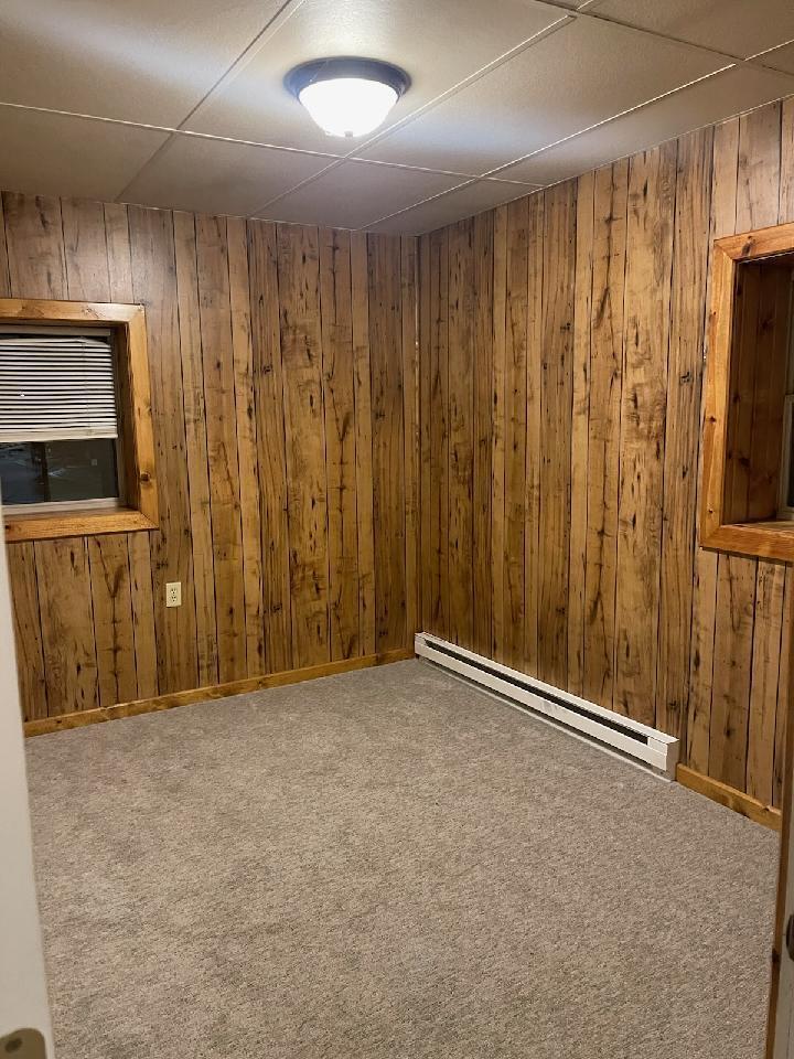 BED - 1022 Superior Ave