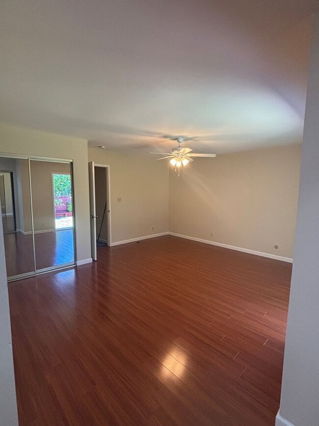Building Photo - Lovely 3-Bedroom, 2-Bath Home in Desirable...