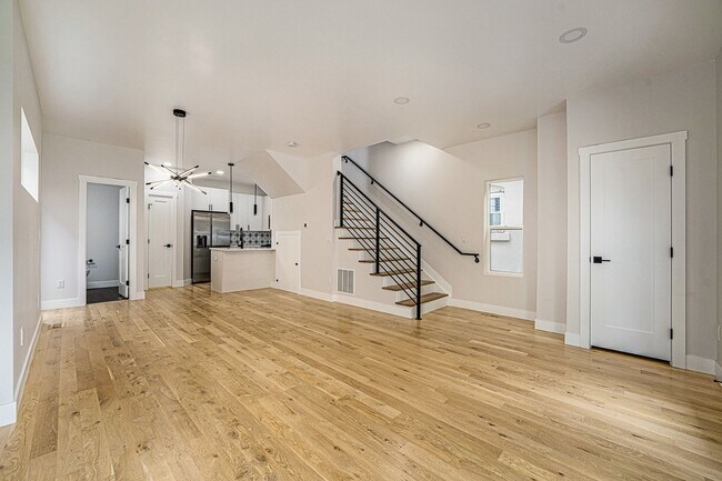 Building Photo - Front Duplex in Denver's Jefferson Park Neighborhood!