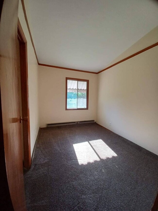 Building Photo - Ranch House Available for rent by Boylan H...