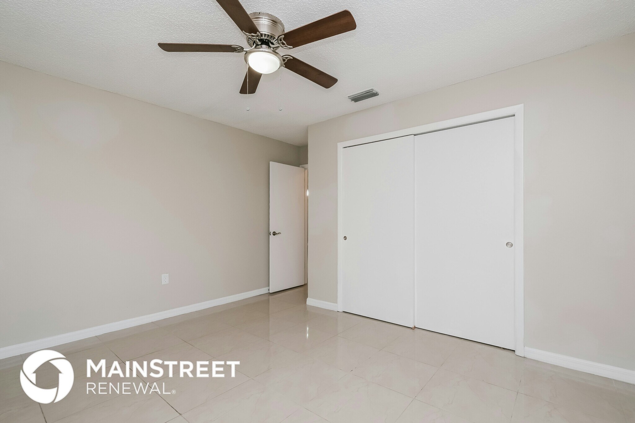 Building Photo - 9126 Lometa Ln