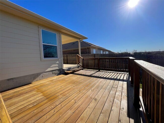 Building Photo - 11013 Ukaoma Wy