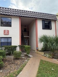 Building Photo - 871 NE 207th Terrace