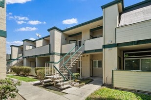 Building Photo - 2936 Flint St