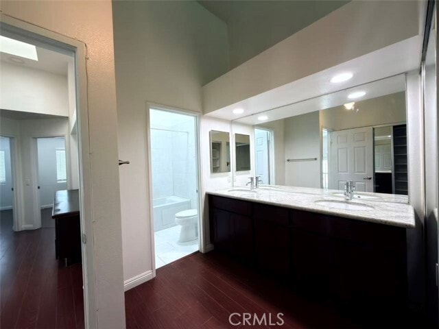 Building Photo - 13230 Sonrisa Dr