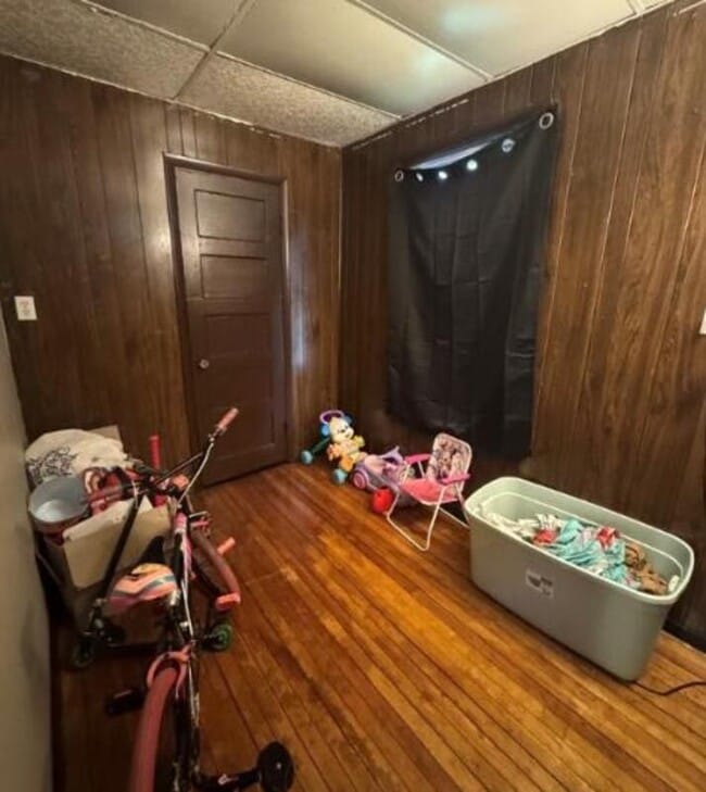 Building Photo - 213 Flint St