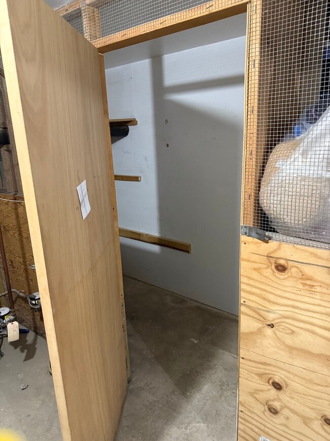 Building Photo - 4208 Central Rd