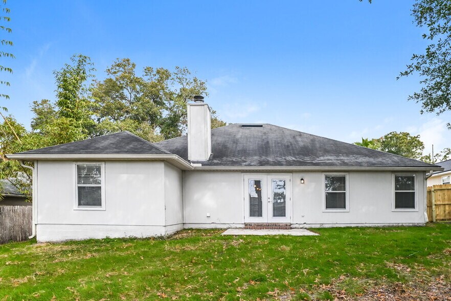 Building Photo - 3015 Hickory Glen Dr