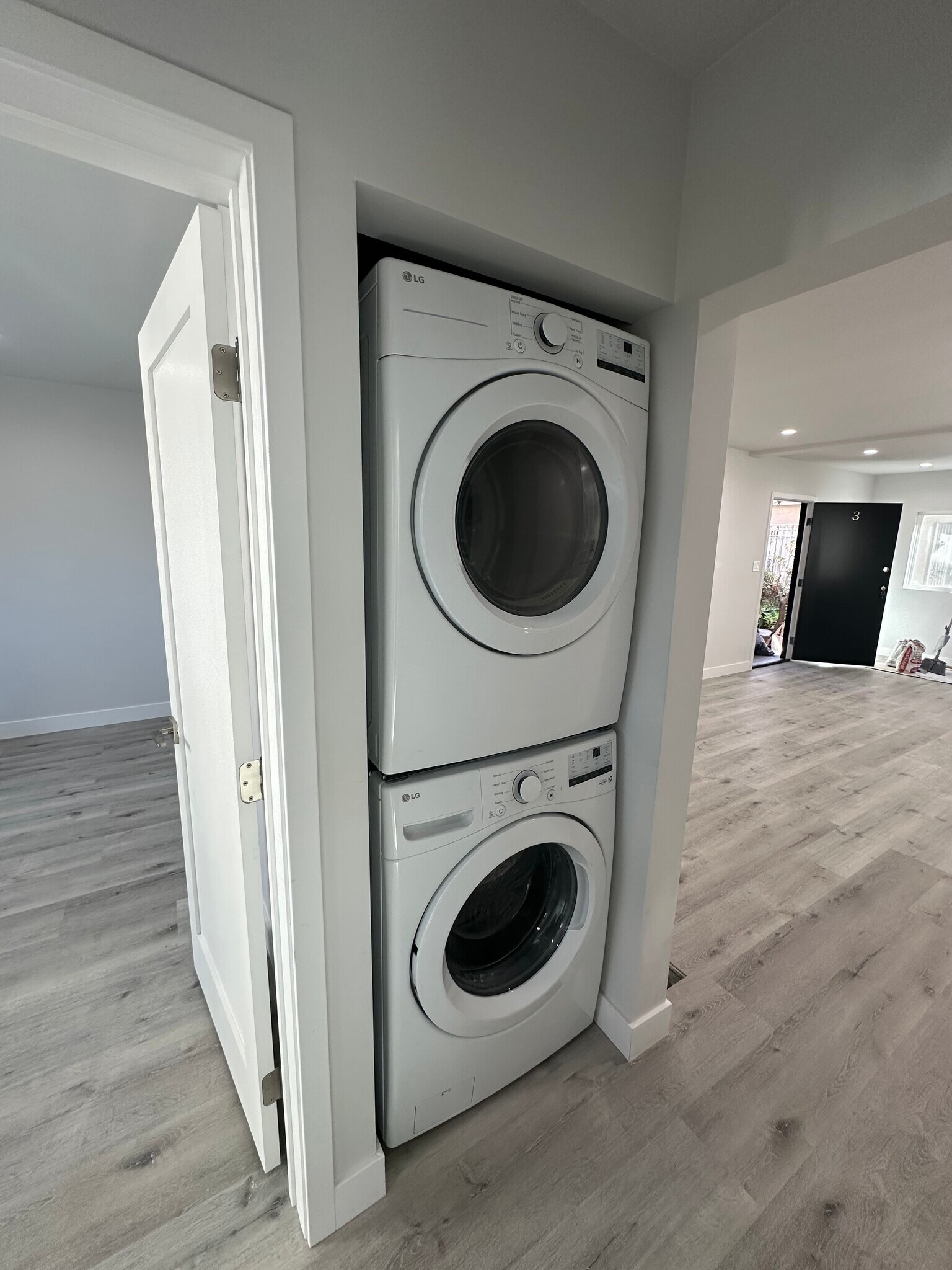 Building Photo - 8363 Blackburn Ave