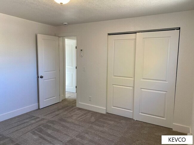 Building Photo - 1747-1759 E 16th St