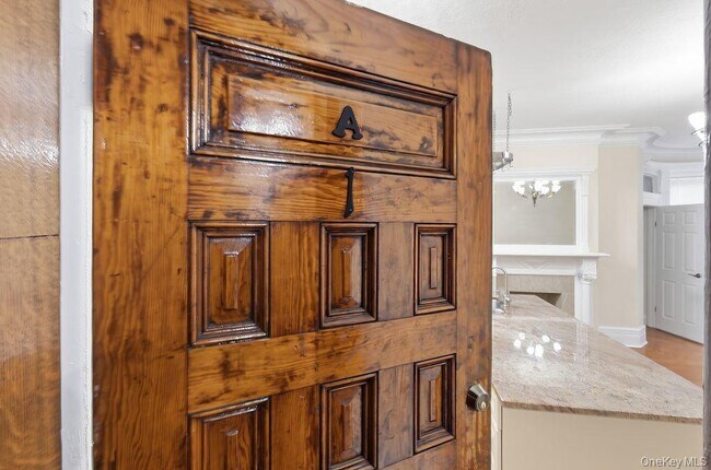 Building Photo - 61 Orchard Ave