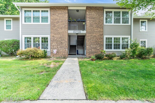 Building Photo - 101 Pennsylvania Way