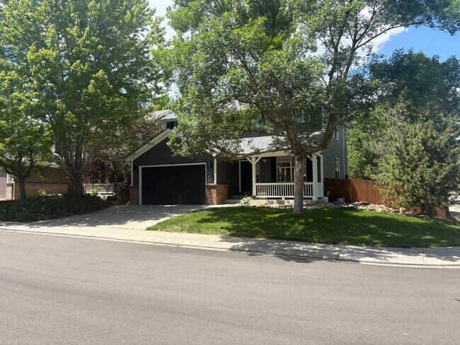 Building Photo - High-End 4 Bed 3.5 Bath Home Next to Arapa...