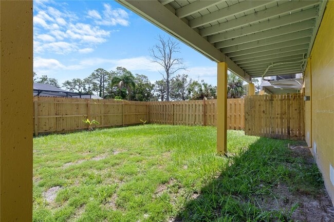 Building Photo - 8134 Papaya St