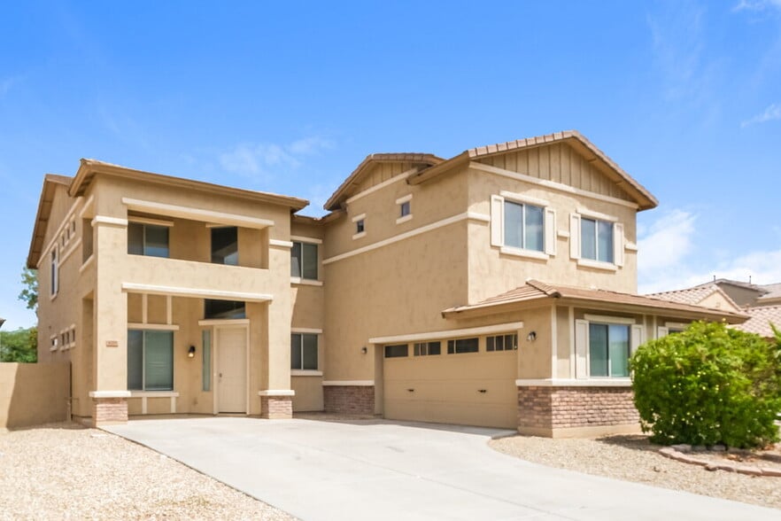 Building Photo - 4261 N 157th Ave