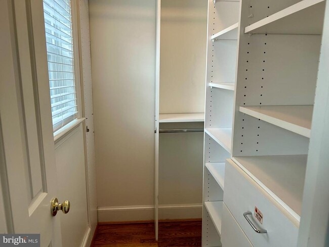 Building Photo - 4416 Lingan Rd NW