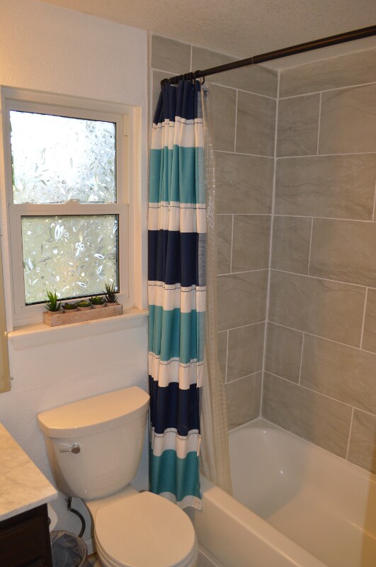 Building Photo - 11332 Benton Ct