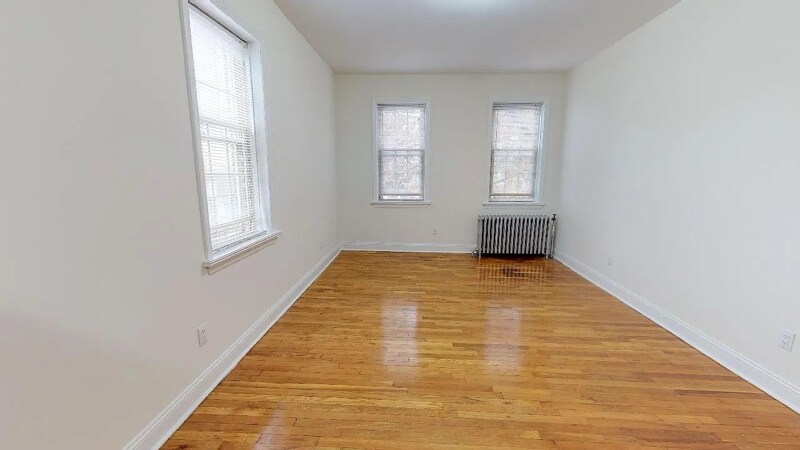 Primary Photo - 55 Monroe Pl
