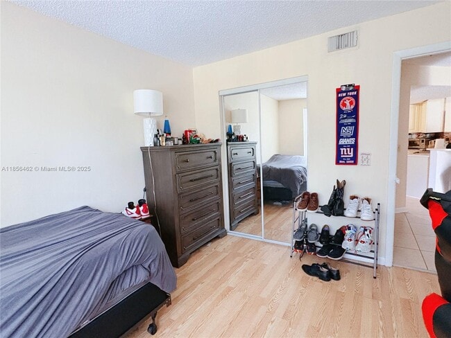 Building Photo - 9055 Wiles Rd