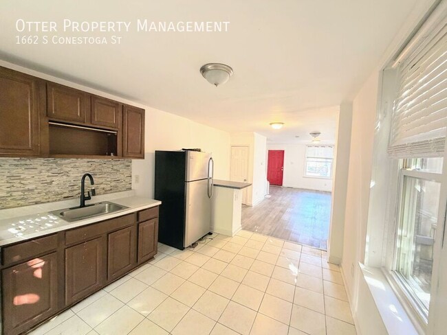 Building Photo - 1662 S Conestoga St