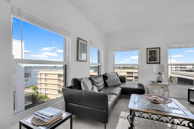 Building Photo - 3230 S Ocean Blvd