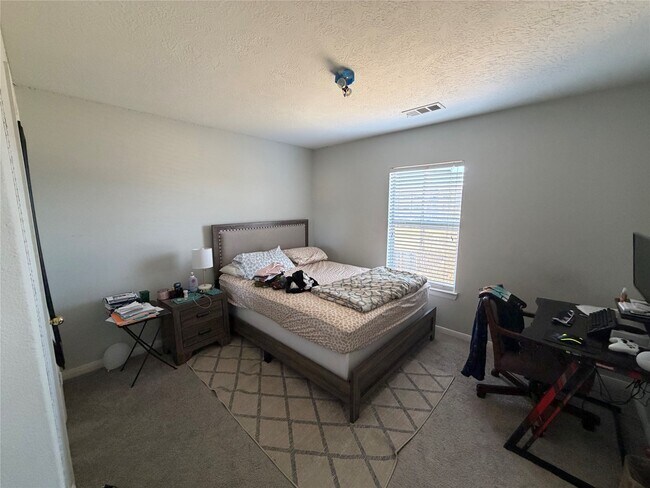 Building Photo - 25222 Ibris Ranch Dr