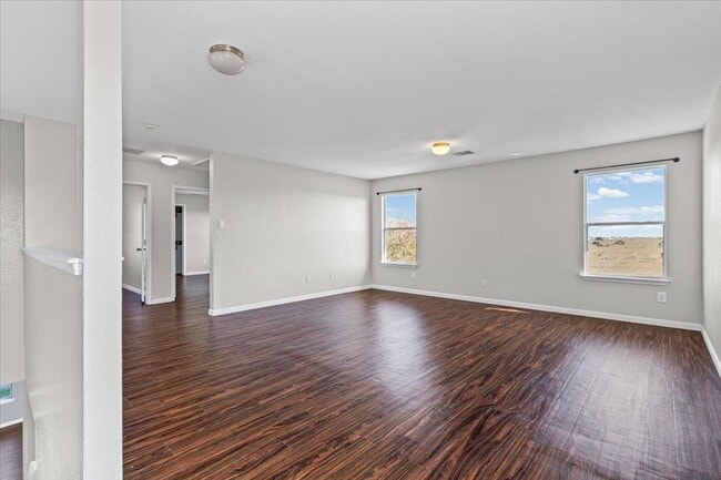 Building Photo - 396 Feathergrass Dr