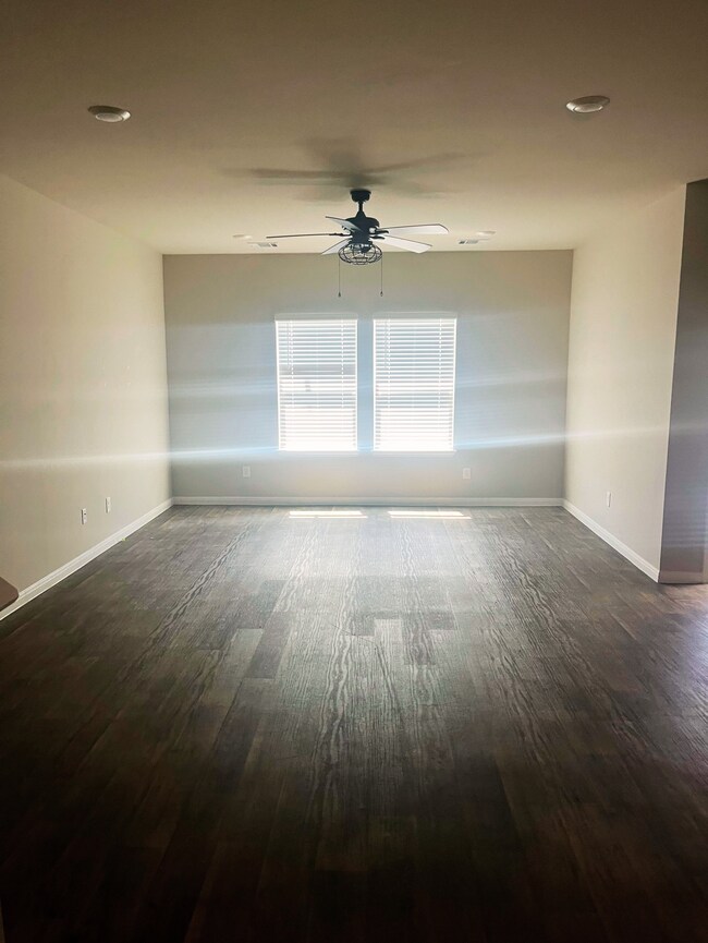 Building Photo - 531 Golden Grove Pky