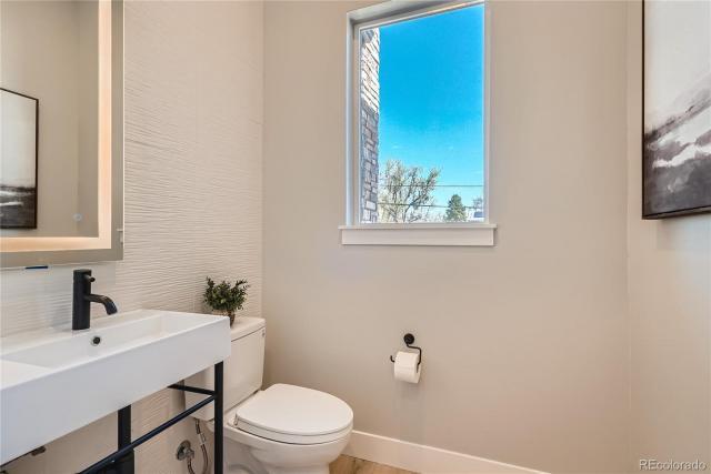 Building Photo - 3 bedroom in Centennial CO 80121