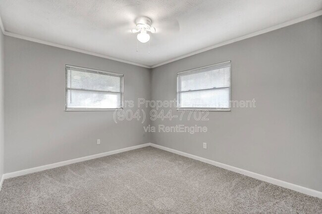 Building Photo - 3312 Pickwick Dr S