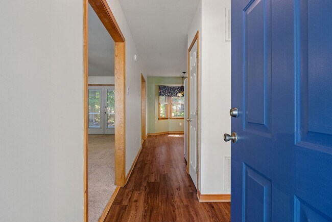 Building Photo - 8811 S Boones Trail Rd