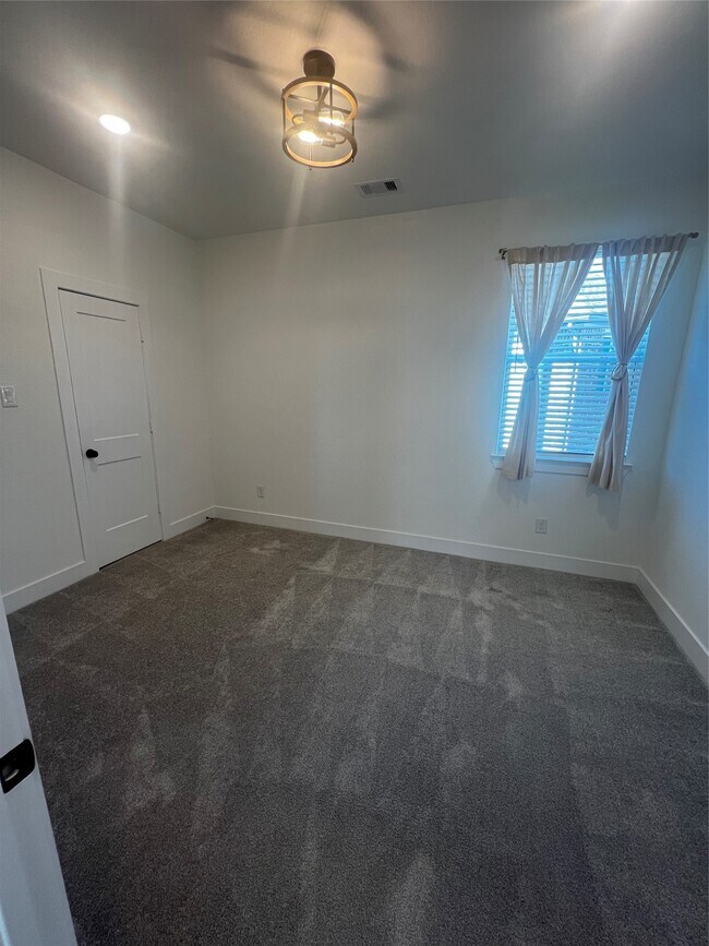 Building Photo - 7743 Swooping Swallow Ln