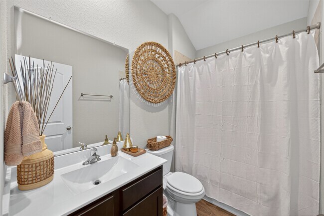 Building Photo - 15202 Davan Springs Dr