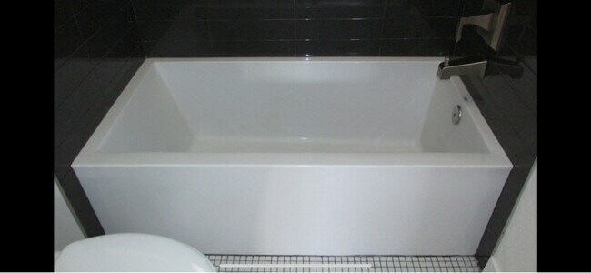 Building Photo - 11040 Hesby St