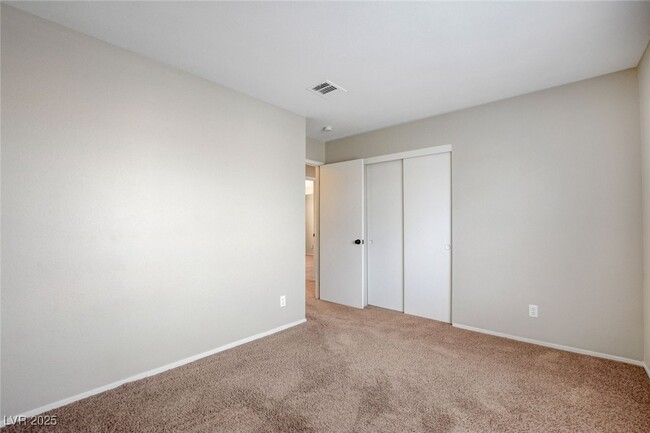 Building Photo - 9037 Trumpet Ct