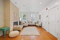 Building Photo - 625 Bloomfield St