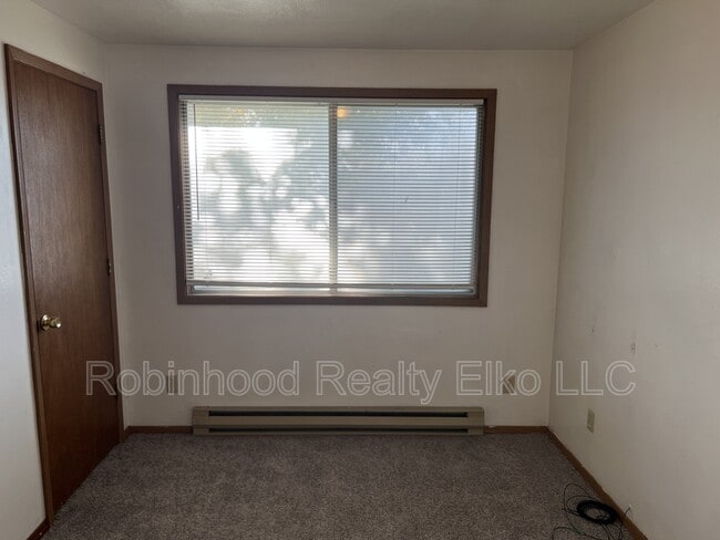 Building Photo - 358 Parkchester Dr