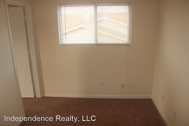 Building Photo - 3 br, 2.5 bath House - 316 Mertle Drive NE