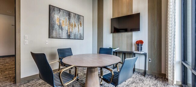 Building Photo - 1000 Grandys Ln