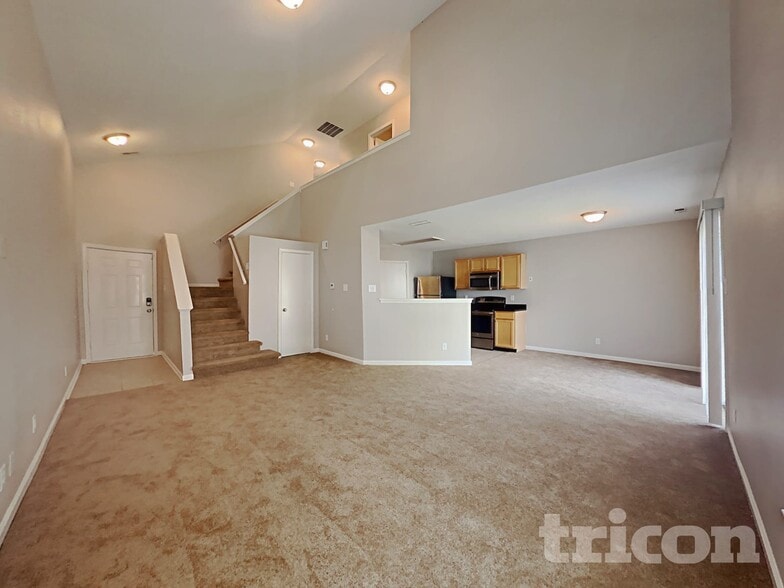 Building Photo - 6750 Kinnerton Dr