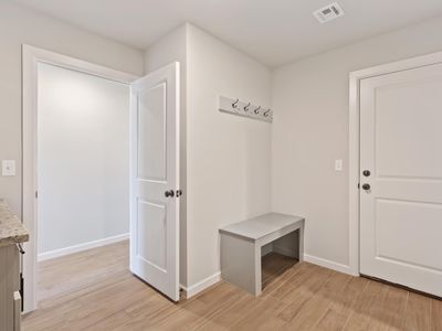 Building Photo - 5210 S Walnut Creek Pl