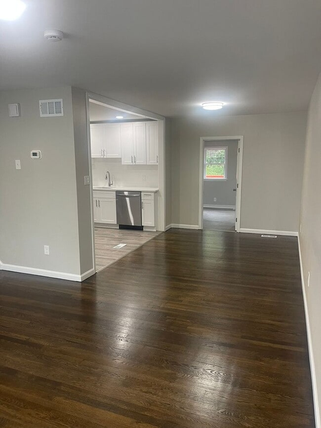Building Photo - 4803 Paulson Dr
