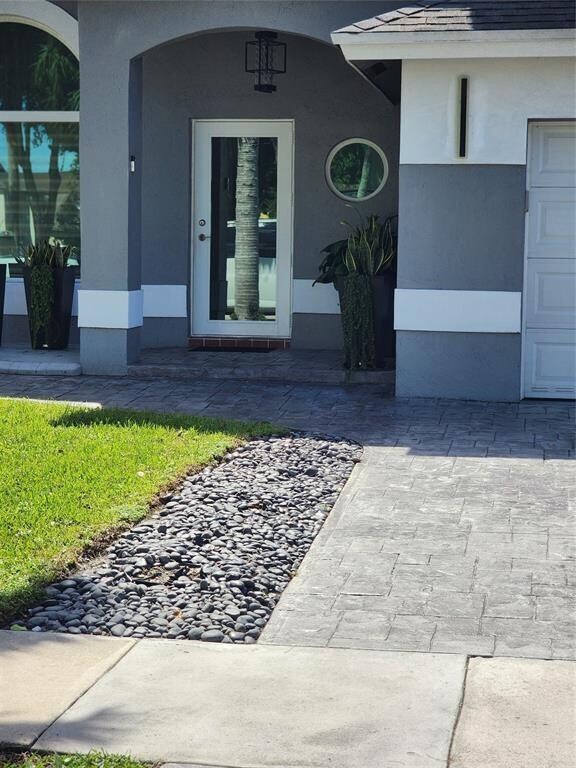 Building Photo - 9700 SW 16th Ct