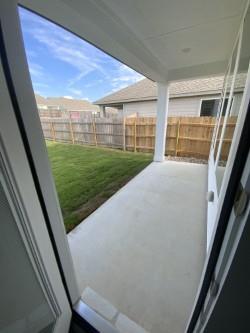 Building Photo - 2220 Delano Dr